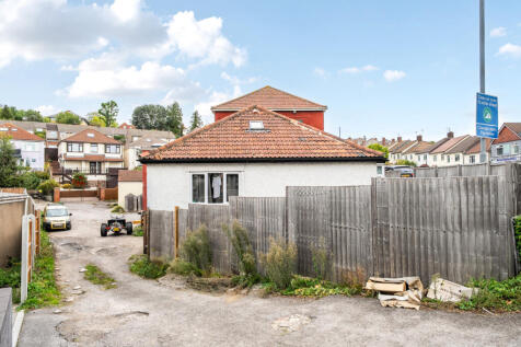 1358720-2-68e50cb...