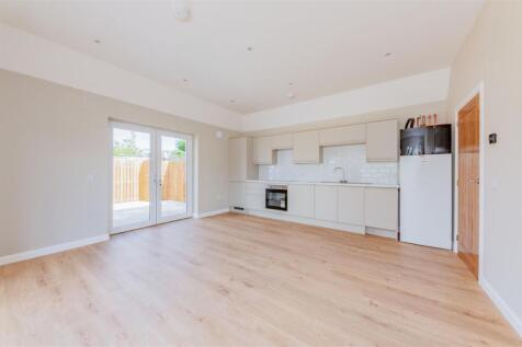 37 Church Street Newtyle-6.JPG