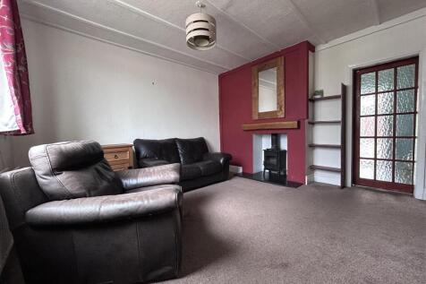 26 latimer road lounge.jpeg