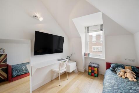 Maskells-F13 Airlie Gardens-23_Hi.jpg