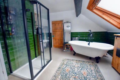 Principal En Suit...