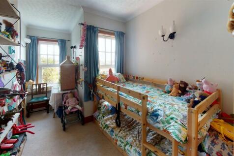 13-Millward-Road-Bedroom (6).jpg