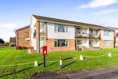 7 St Hellier Court-022.JPG