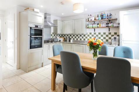 Kitchen.jpg
