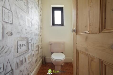 Estate Agent EweMove Scunthorpe WC