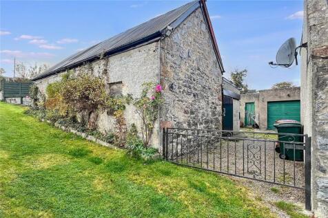 Garage/Outbuilding