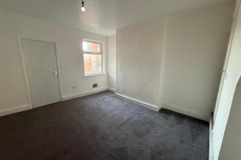 duke street dining.jpeg