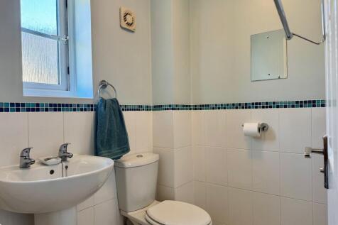 en suite shower r...