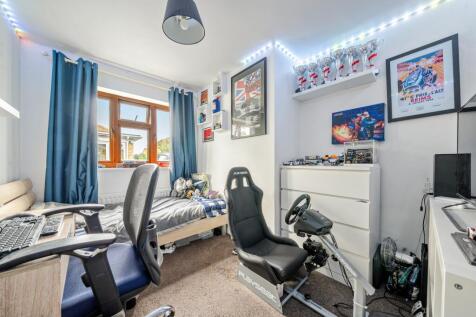 1364469-16-68e795f94f87e