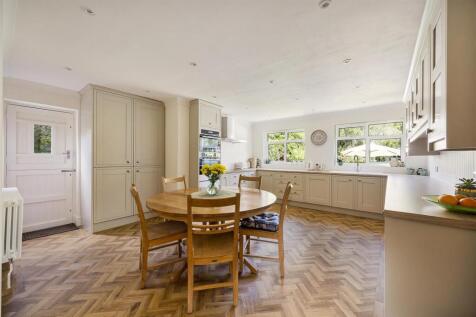 Waterhall Avenue, E4