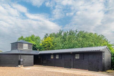 Grooms Quarters and stables15.jpg