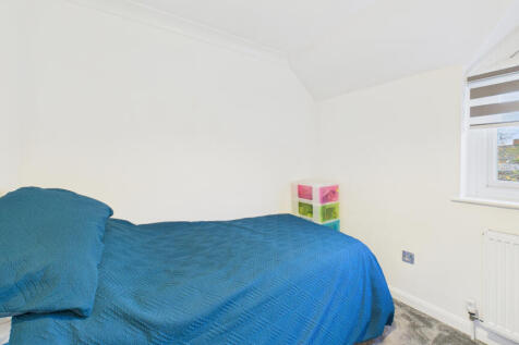 CAM04968G0-PR0079-STILL012