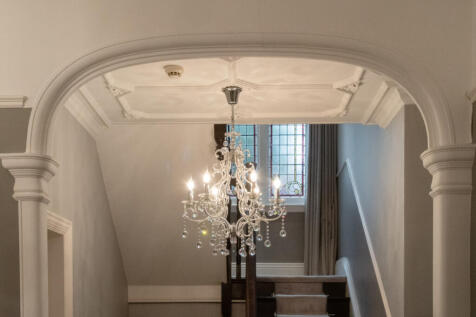 7 bed, 3 bath Detached in Birmingham - Photo 17