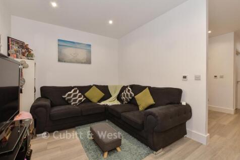 Lounge/Kitchen