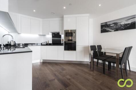 Beautifully presented one bedroom apartment in the highly sought after Gateway Tower development, moments away from Royal Victoria DLR station, E16.