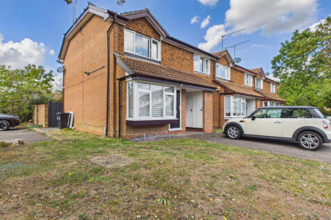 2 Bedroom First Floor Maisonette