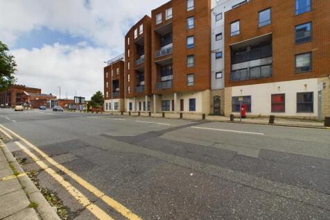 CAM03844G0-PR0055-STILL028.jpg