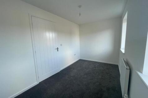 WhatsApp Image 2025-11-13 at 14.07.04 (4).jpeg