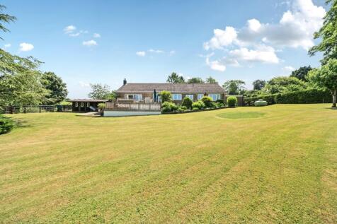 REAR OF THE PROPERTY.jpg