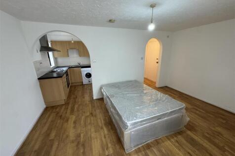 Bedroom/lounge