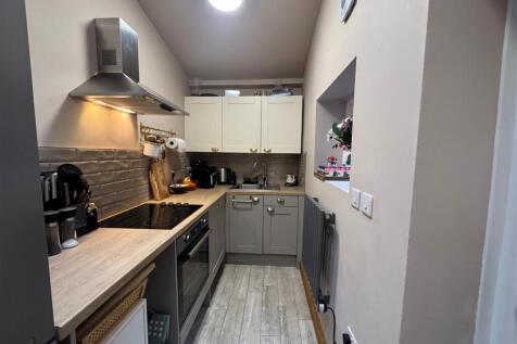 Bramleys Estate Agents - Deep Lane - Milnsbridge (