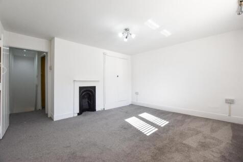 Bedroom 1..jpg