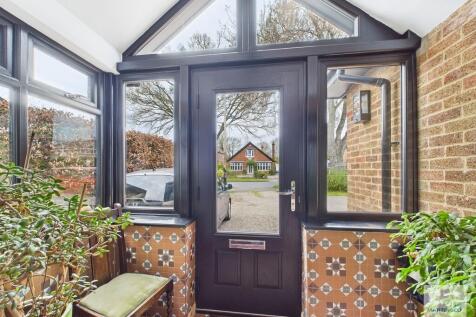 CAM03394G0-PR0258...