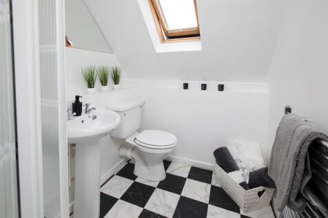 35 Coniston close 34.jpg