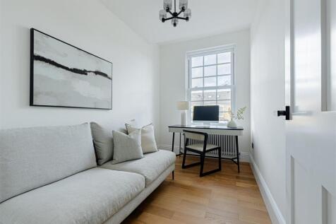 4 Lordship Park (18).jpg