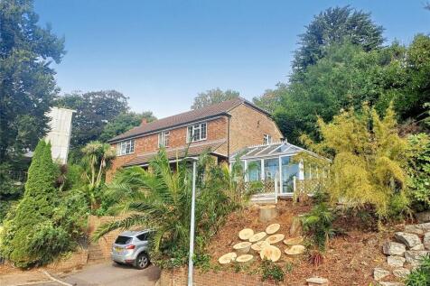 Glenmount Drive
