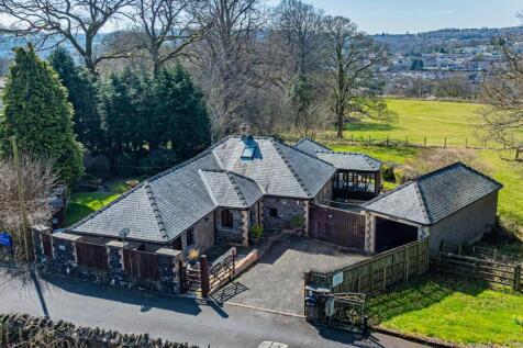 upper lodge EXT2.jpg