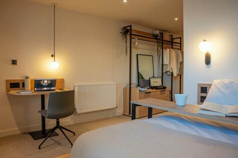 Elite Room
