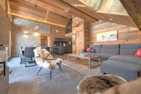 Previous finishes by