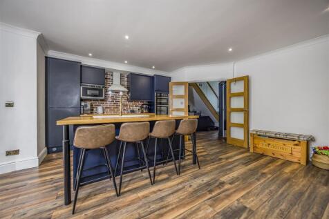 20 Gladys Avenue, Hilsea-PorticoMarketing-SoldBy-3