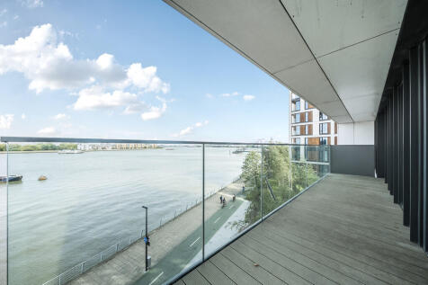 1350508-1-68bc2ec...