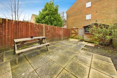 7651a0ee-06d8ab81806d4573bb4752d7dd88220d_95_CAM05