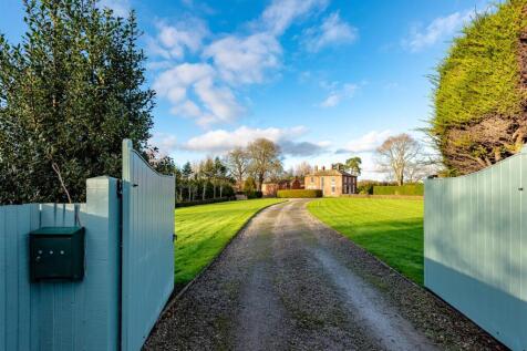 Manor House-External-02.jpg