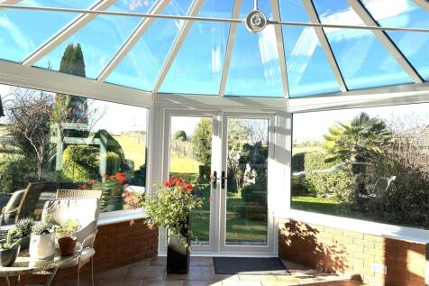 Conservatory (vendor photo)