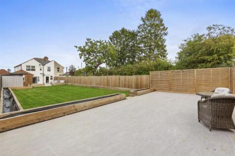 49 Beech Tree Rd, HP15 6UR-21.jpg