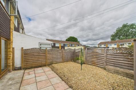 CAM02023G0-PR0145-STILL030