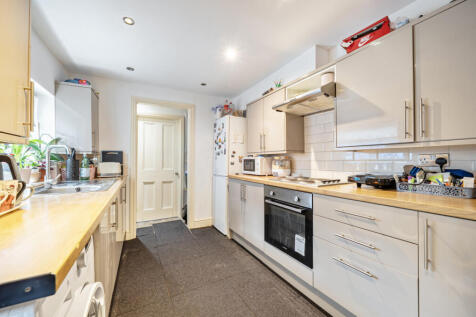 1363060-7-68e5979...