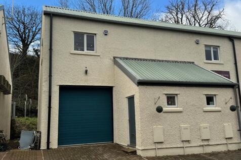 Warehouse to rent in bentham