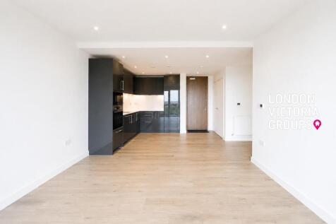 1B1B | Wood Green | 51 Sqm | Concierge | Gym Located within Alington House, 1 Mary Neuner Road, London N8, this beautifully presented one-bedroom, one-bathroom apartment forms part of the sought-after