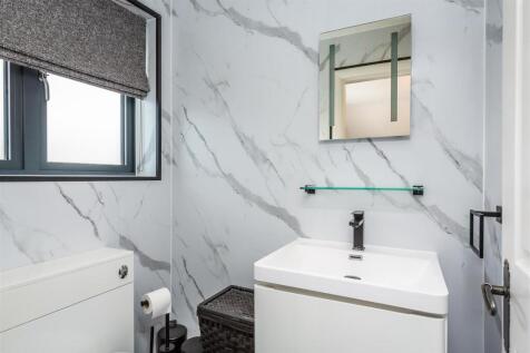 The Chimneys Park Street Worksop S80 1HH-19.jpg