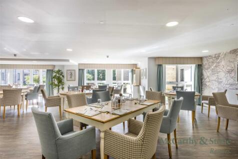 8707649-interior22.jpg
