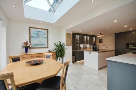 KITCHEN DINER 02.jpg