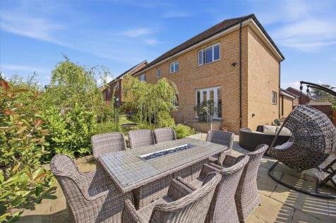08-7_PARTRDIGE_PLACE_LENZIE_008.jpg