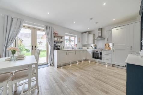 3 Greenfield Avenue, Lutterworth