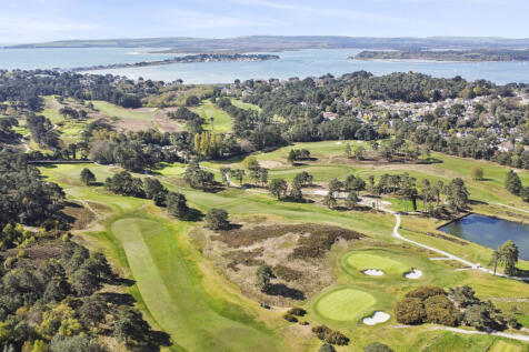 1.5 Mile To Golf
