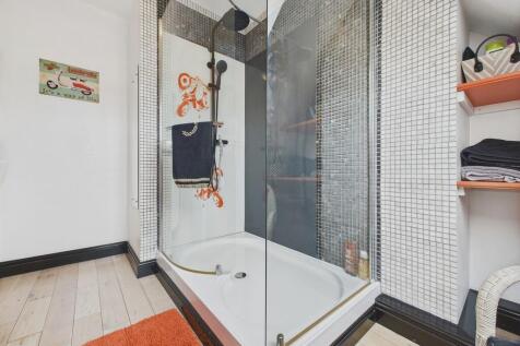 CAM04273G0-PR0175...